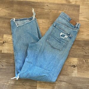 American Eagle Outfitters Light Blue Relaxed Fit Distressed Jeans